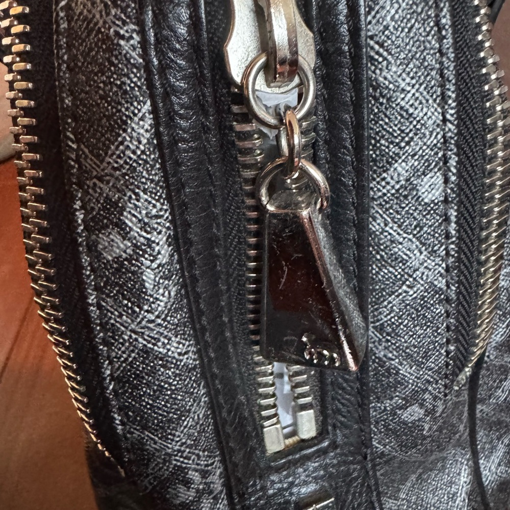 L.A.M.B. Oxford Silver Triple Zip Satchel Handbag - Picture 7 of 11